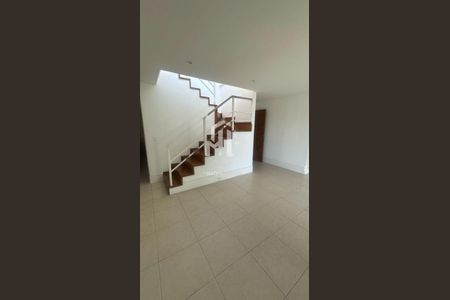 Apartamento para alugar com 270m², 6 quartos e 4 vagas