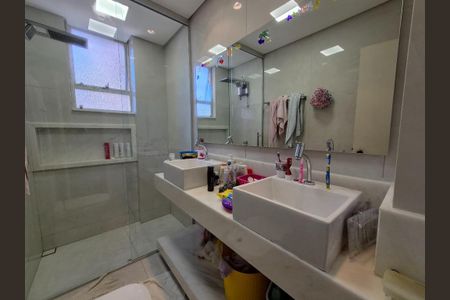 Apartamento à venda com 155m², 4 quartos e 2 vagas Apartamento à venda com 155m², 4 quartos e 2 vagasFoto 17