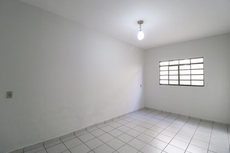 Casa para alugar com 119m², 3 quartos e 1 vagaSala
