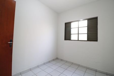 Casa para alugar com 119m², 3 quartos e 1 vagaQuarto 1