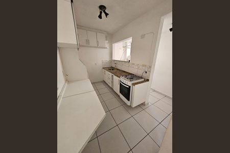 Apartamento para alugar com 65m², 2 quartos e 1 vaga Apartamento para alugar com 65m², 2 quartos e 1 vagaCozinha