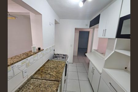 Cozinha de apartamento para alugar com 2 quartos, 65m² em Santana, São Paulo