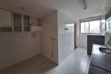 Apartamento à venda com 115m², 3 quartos e 2 vagasCozinha