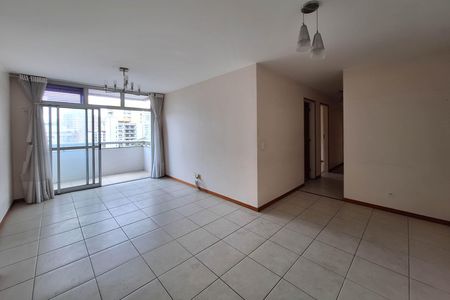 Sala de apartamento à venda com 3 quartos, 115m² em Santa Rosa, Niterói