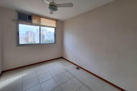 Apartamento à venda com 115m², 3 quartos e 2 vagasQuarto 2