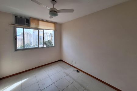 Apartamento à venda com 115m², 3 quartos e 2 vagasQuarto 2