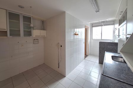 Apartamento à venda com 115m², 3 quartos e 2 vagasCozinha