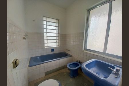 Apartamento para alugar com 120m², 2 quartos e sem vaga Apartamento para alugar com 120m², 2 quartos e sem vagaBanheiro