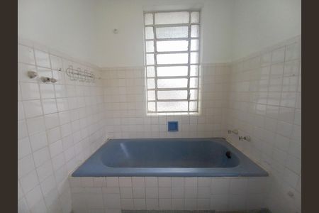 Apartamento para alugar com 120m², 2 quartos e sem vaga Apartamento para alugar com 120m², 2 quartos e sem vagaBanheiro