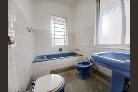Apartamento para alugar com 120m², 2 quartos e sem vaga Apartamento para alugar com 120m², 2 quartos e sem vagaBanheiro