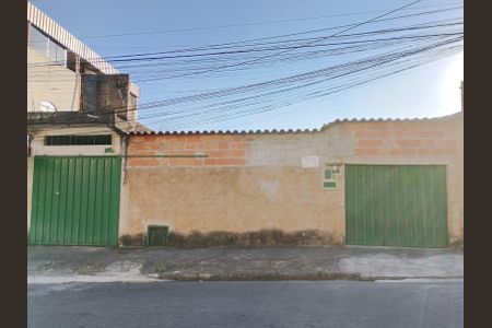 Casa à venda com 175m², 2 quartos e 2 vagas
