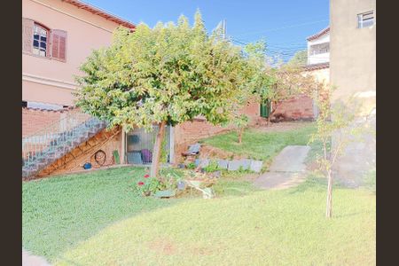 Casa à venda com 175m², 2 quartos e 2 vagas