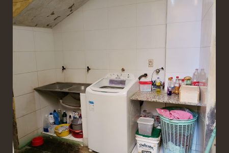 Casa à venda com 175m², 2 quartos e 2 vagas