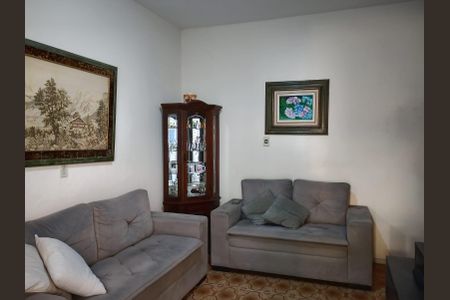 Casa à venda com 175m², 2 quartos e 2 vagas