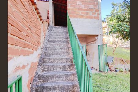 Casa à venda com 175m², 2 quartos e 2 vagas