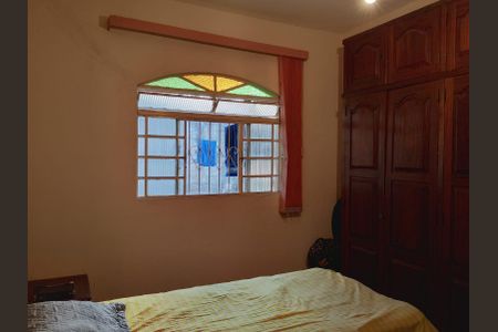 Casa à venda com 175m², 2 quartos e 2 vagas