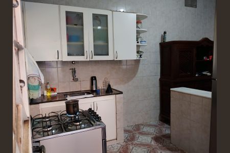 Casa à venda com 175m², 2 quartos e 2 vagas