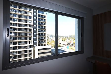 Kitnet/Studio para alugar com 1 quarto, 29m² em Jardim do Salso, Porto Alegre