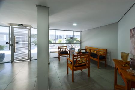 Apartamento para alugar com 80m², 2 quartos e 1 vagaHall de entrada