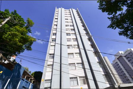 Fachada de apartamento para alugar com 2 quartos, 80m² em Serra, Belo Horizonte