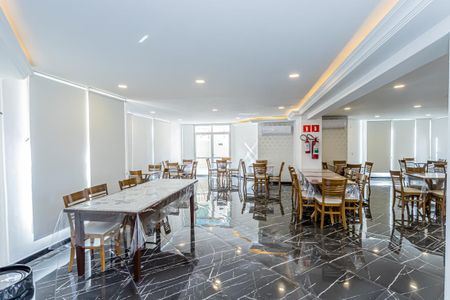 Apartamento para alugar com 55m², 2 quartos e 1 vaga Apartamento para alugar com 55m², 2 quartos e 1 vagaSalão de Festas