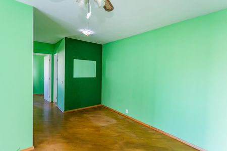 Apartamento para alugar com 55m², 2 quartos e 1 vaga Apartamento para alugar com 55m², 2 quartos e 1 vagaSala