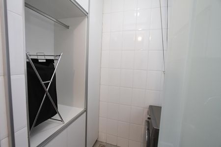 Apartamento à venda com 80m², 2 quartos e 2 vagasÁrea de Serviço