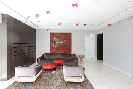 Apartamento à venda com 80m², 2 quartos e 2 vagasHall de entrada