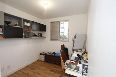 Apartamento à venda com 80m², 2 quartos e 2 vagasQuarto 1