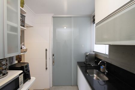 Apartamento à venda com 80m², 2 quartos e 2 vagasCozinha