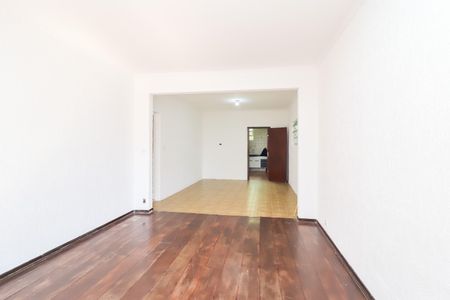 Casa para alugar com 3 quartos, 175m² em Jardim Nossa Senhora do Carmo, São Paulo