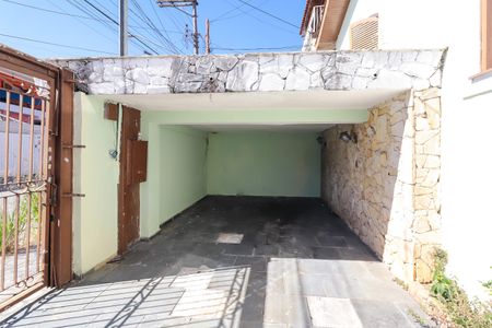 Garagem de casa para alugar com 3 quartos, 175m² em Jardim Nossa Senhora do Carmo, São Paulo