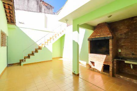 Quintal de casa para alugar com 3 quartos, 175m² em Jardim Nossa Senhora do Carmo, São Paulo