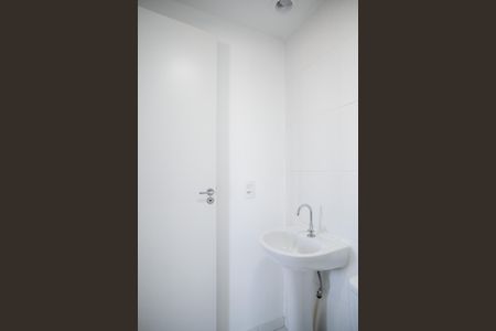 Apartamento para alugar com 38m², 2 quartos e sem vaga Apartamento para alugar com 38m², 2 quartos e sem vagaBanheiro