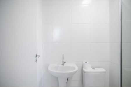 Apartamento para alugar com 38m², 2 quartos e sem vaga Apartamento para alugar com 38m², 2 quartos e sem vagaBanheiro