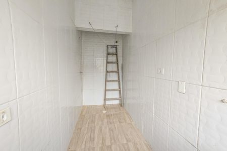 Área de serviço de apartamento para alugar com 3 quartos, 80m² em Jardim Las Palmas, Guarujá