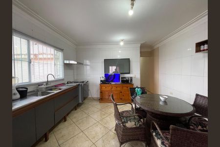 Casa à venda com 360m², 4 quartos e 3 vagasFoto 04