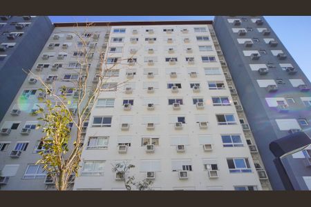 Fachada  de apartamento à venda com 2 quartos, 60m² em Jardim do Salso, Porto Alegre