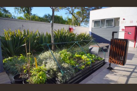 Área comum horta  de apartamento à venda com 2 quartos, 60m² em Jardim do Salso, Porto Alegre