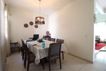 Casa para alugar com 388m², 4 quartos e 3 vagasSala de Jantar