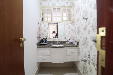 Casa para alugar com 388m², 4 quartos e 3 vagasLavabo