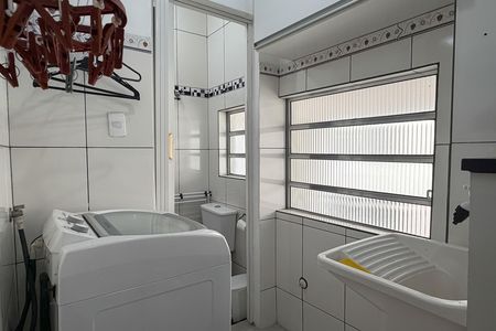 Cozinha e Área de Serviço de apartamento para alugar com 2 quartos, 60m² em José Menino, Santos