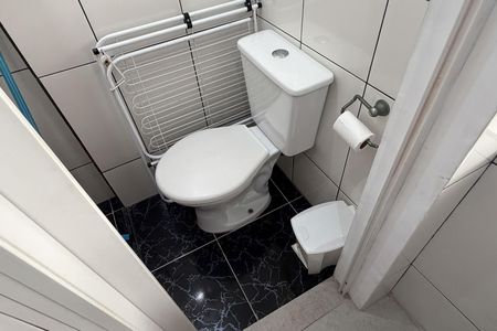 Apartamento para alugar com 60m², 2 quartos e 1 vaga Apartamento para alugar com 60m², 2 quartos e 1 vagaBanheiro de Serviço