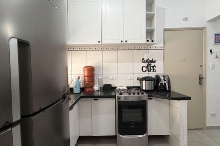 Cozinha e Área de Serviço de apartamento para alugar com 2 quartos, 60m² em José Menino, Santos