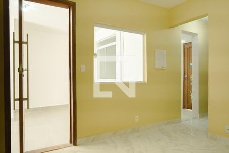 Casa à venda com 4 quartos, 160m² em Vista Alegre, Rio de Janeiro