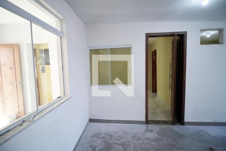 Casa à venda com 160m², 4 quartos e 2 vagas Casa à venda com 160m², 4 quartos e 2 vagasSala