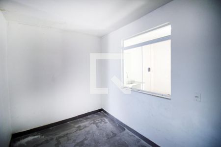 Casa à venda com 160m², 4 quartos e 2 vagas Casa à venda com 160m², 4 quartos e 2 vagasSala