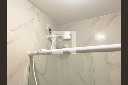 Casa à venda com 160m², 4 quartos e 2 vagas Casa à venda com 160m², 4 quartos e 2 vagasBanheiro