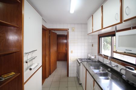 Cozinha de apartamento à venda com 2 quartos, 98m² em Moinhos de Vento, Porto Alegre