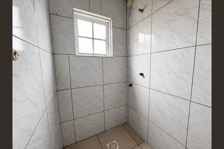 Banheiro de casa para alugar com 2 quartos, 53m² em Marrocos, Gravataí